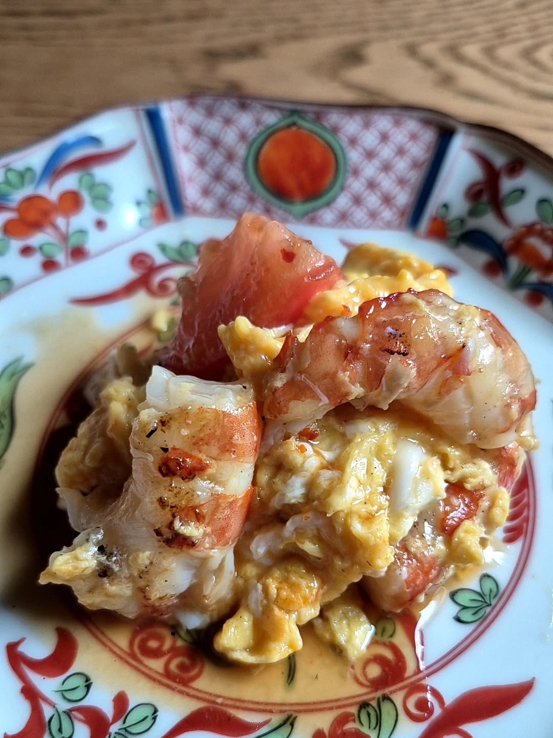 本日は予約なしの木曜日なのでお休みいただきます。
写真は「エビ　トマト　玉子　魚醤炒め」です





※※※※※※※※※※※※※※※※
ご予約はこちらからどうぞ
https://edisone.jp/agarifuji/

料理とお酒　あがりふじ

浦和区東仲町15-16 1階

定休日　月曜

営業時間
12:00〜23:00　※最終入店21:00
(12:00～17:00は２日前までにご予約お願いします)